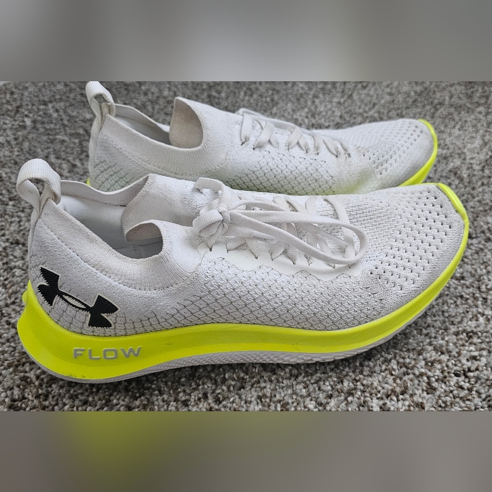 Men's Under Armour White Flow Velociti SE Shoes
